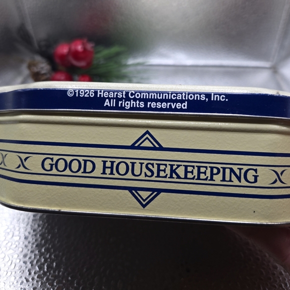 "5/$25" Vintage Good Housekeeping 1926 Winter Christmas Holiday Metal Tin Decor - Picture 5 of 9